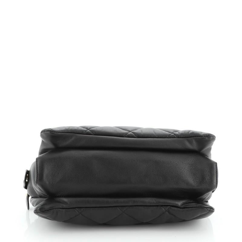 Women's or Men's Salvatore Ferragamo Ginette Chain Shoulder Bag Quilted Leather Medium