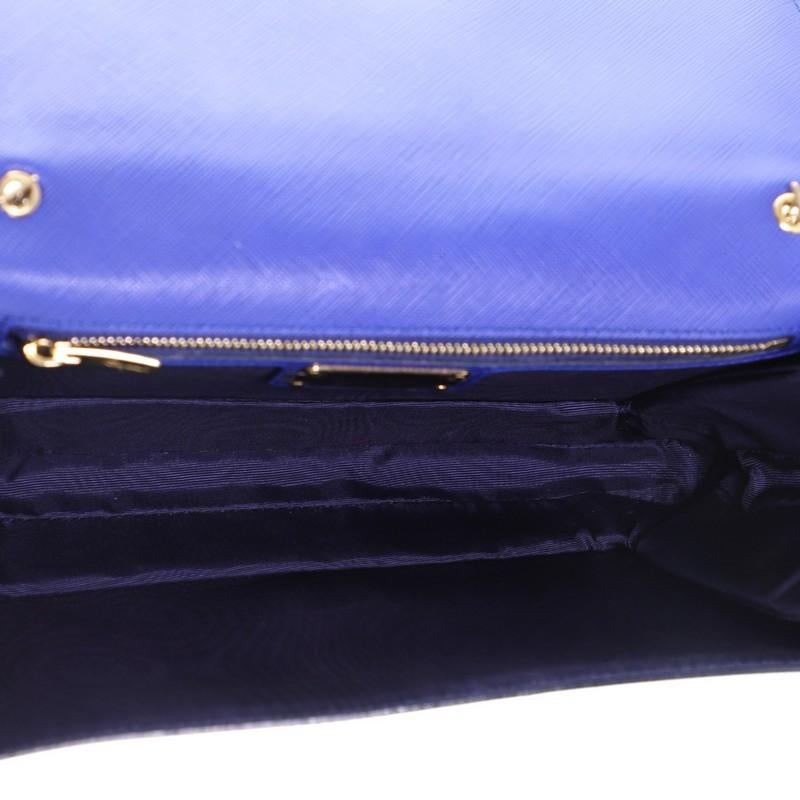 Women's or Men's Salvatore Ferragamo Ginny Crossbody Bag Saffiano Leather Medium