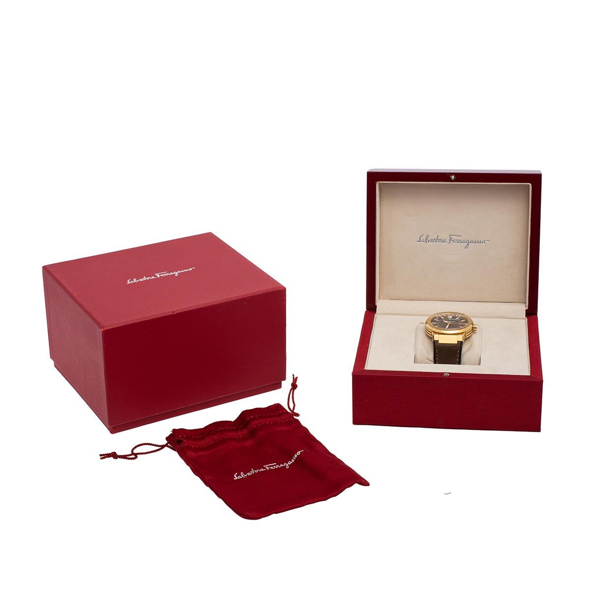 Salvatore Ferragamo Gold Tone Stainless Steel & Leather Men's Wristwatch 44 mm 1