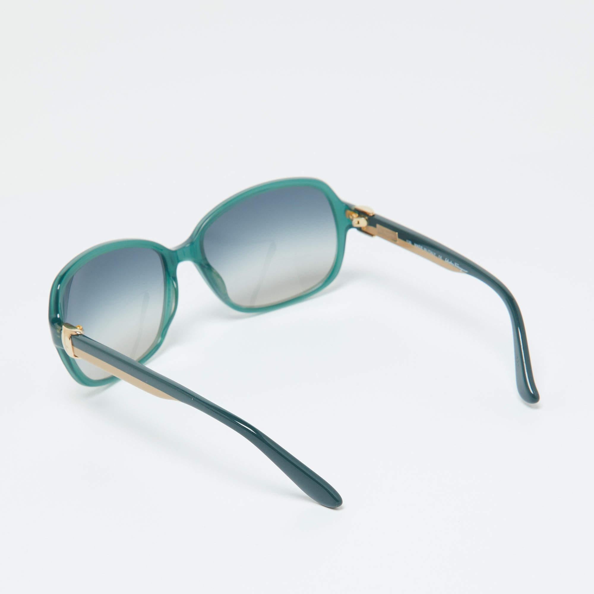 Blue Salvatore Ferragamo Green/Green Gradient SF606S Rectangle Sunglasses For Sale