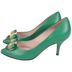 Salvatore Ferragamo green leather Peep Toe Pumps