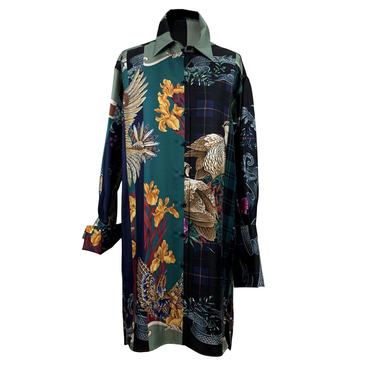 Salvatore Ferragamo Grünes Patchwork-Seidenhemd, lange Linie, Größe 36 IT