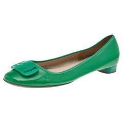 Used Salvatore Ferragamo Green Patent Leather Ballet Flats Size 41