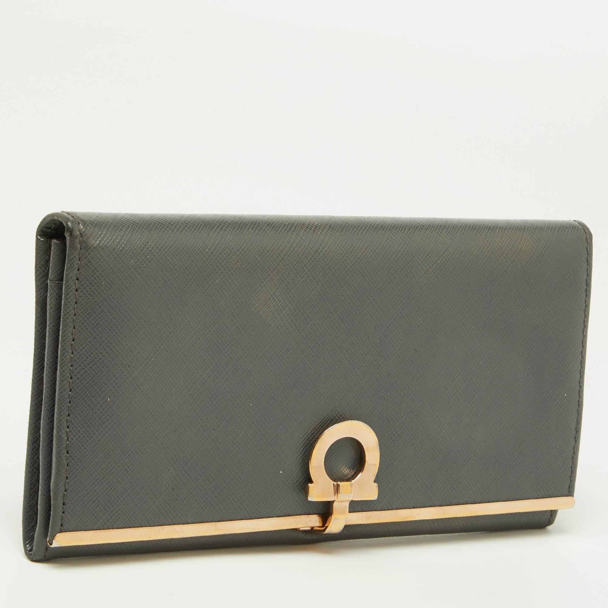 Ferragamo wallet womens sale online