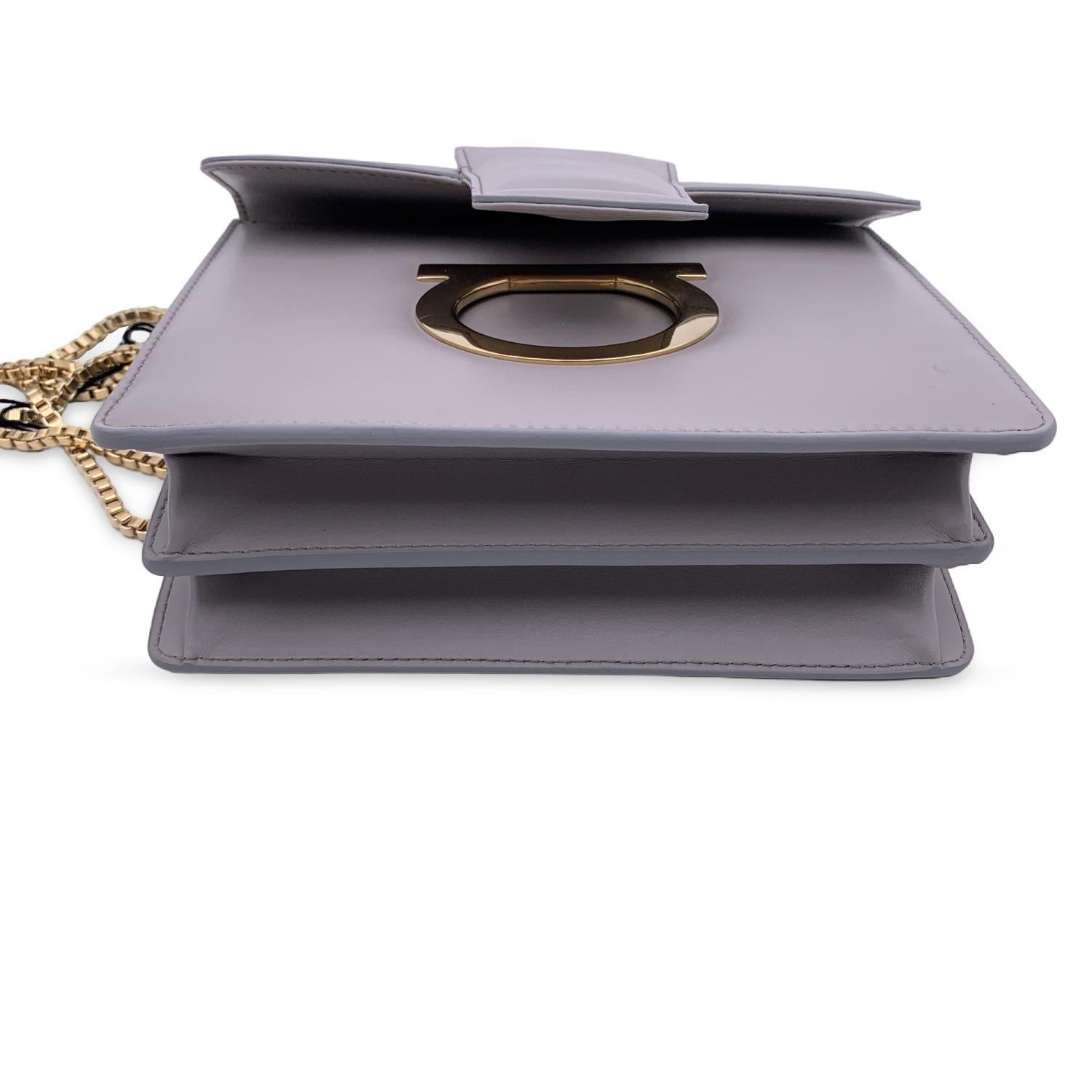 Women's Salvatore Ferragamo Grey Leather Thalia Box Shoulder Bag For Sale