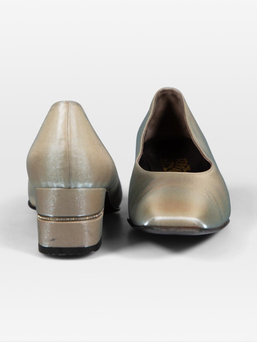 Brown Salvatore Ferragamo Grey Metallic Block Heel Pumps Size US 9.5 For Sale