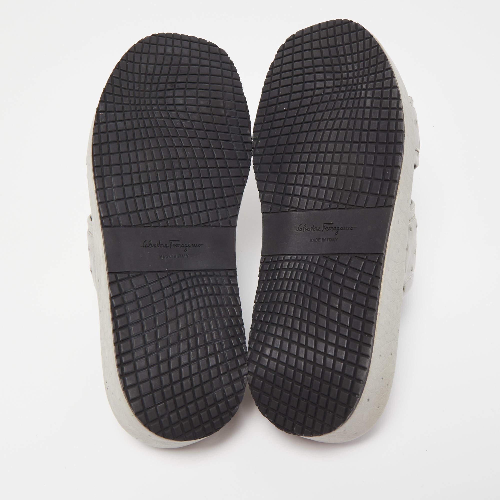 Gray Salvatore Ferragamo Grey Ostrich Leather Lufti Buckle Detail Slide Sandals 