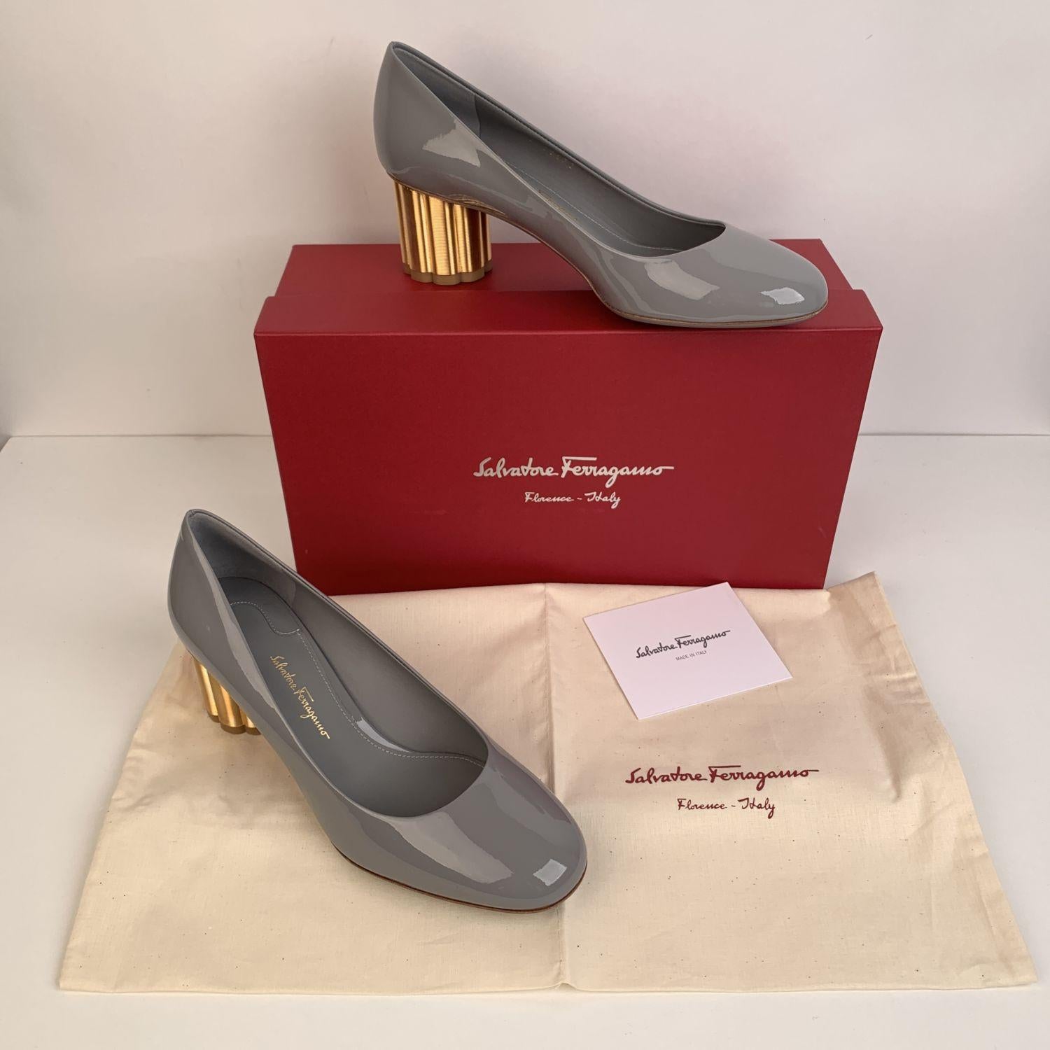 Women's Salvatore Ferragamo Grey Patent Leather Lucca 55 Heels US 7C EU 37.5
