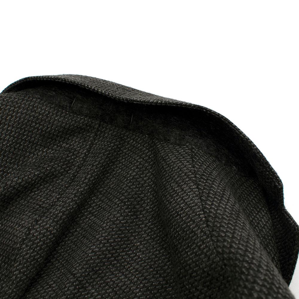 Salvatore Ferragamo Grey Wool Knit Single Breasted Blazer - Size Medium 48 For Sale 2