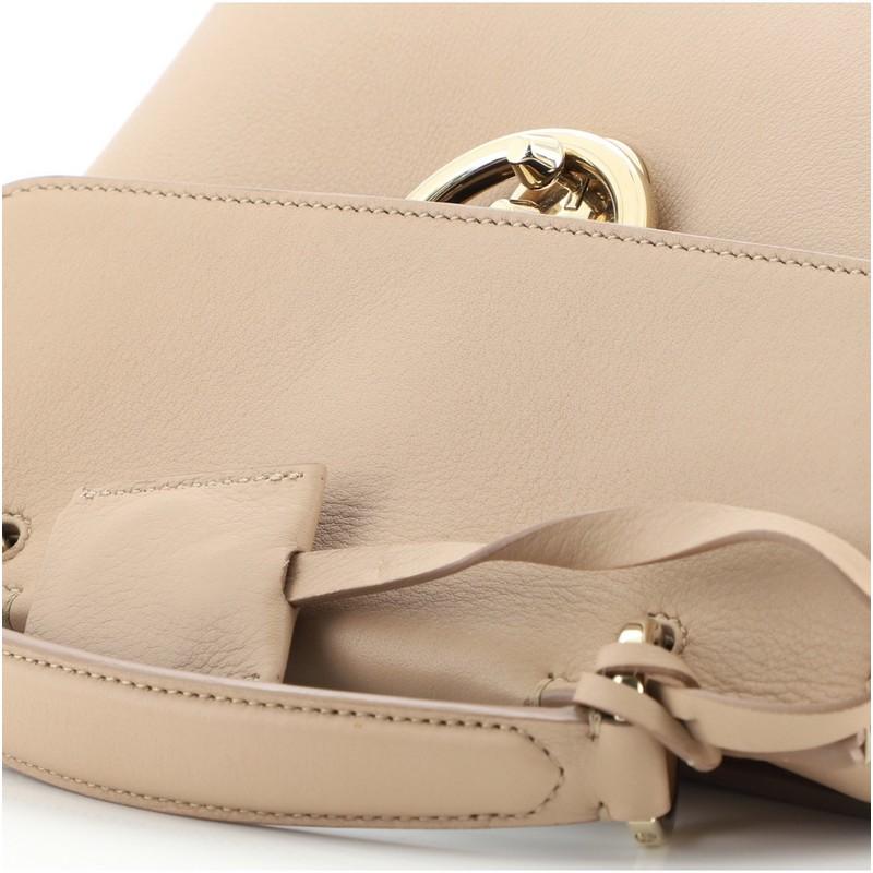 Salvatore Ferragamo Jet Set Borsa a manico alto in pelle piccola 2