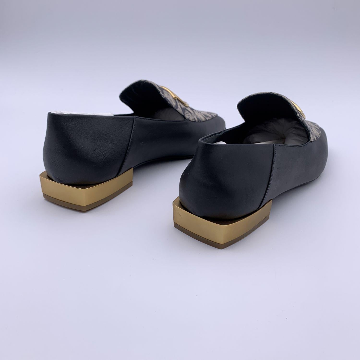 Black Salvatore Ferragamo Leather Gancini Lana T1 Loafers Size 5.5C 36C