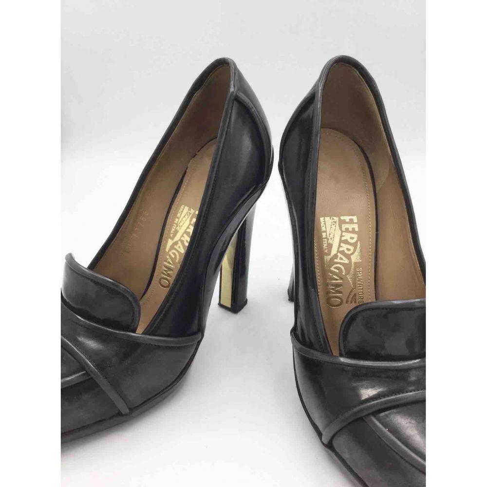 Black Salvatore Ferragamo Leather Heels in Brown For Sale