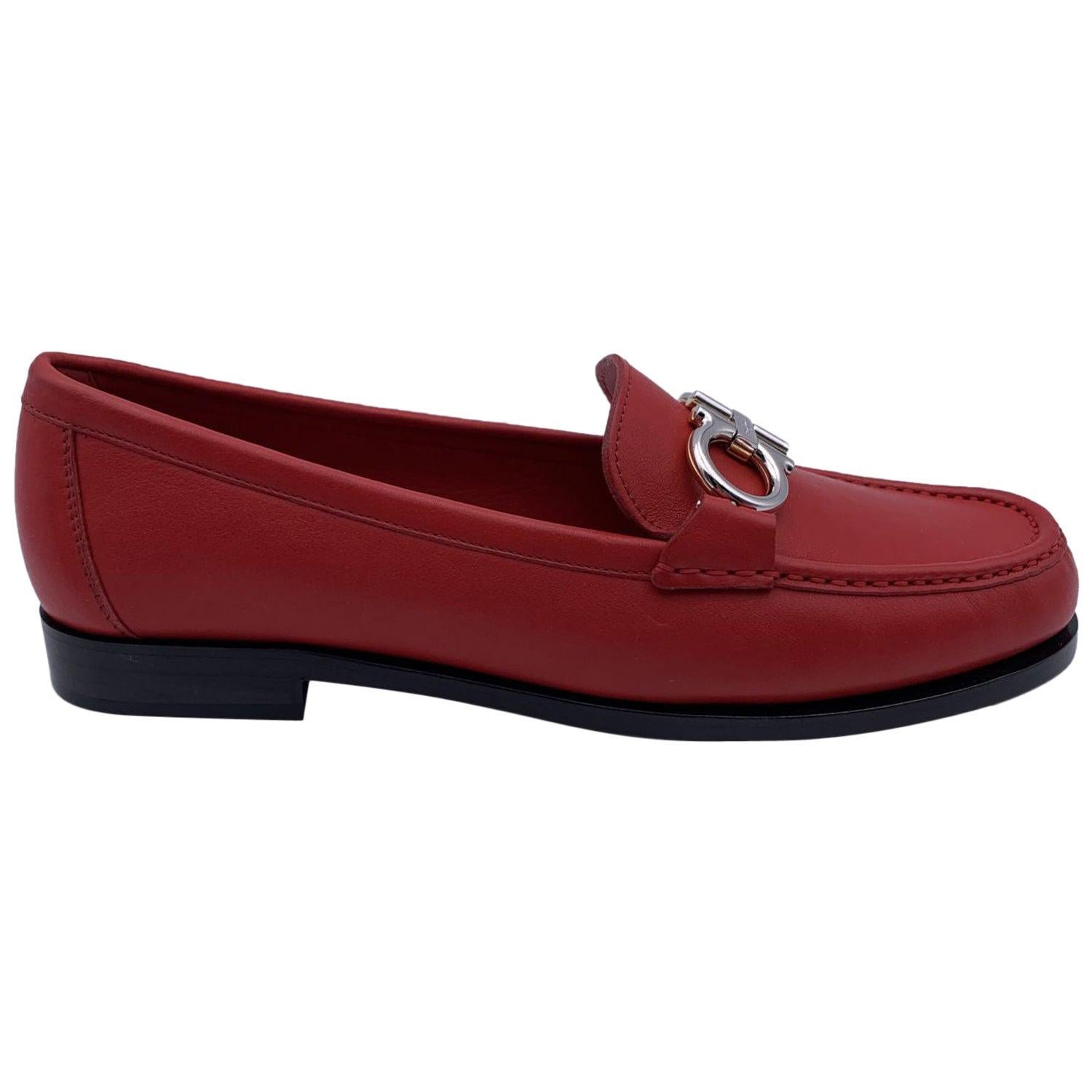 Salvatore Ferragamo Leather Rolo Loafers Moccassins Size 6.5C 37C