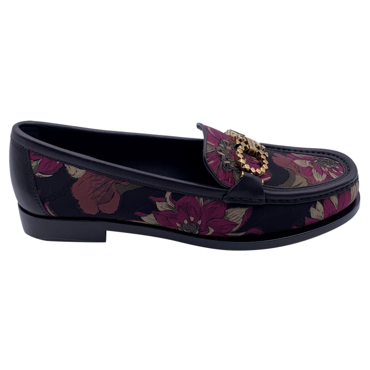 Vintage and Designer Clothing 56,988 For Sale at 1stDibs Page 36