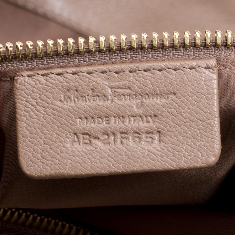 Salvatore Ferragamo Light Brown Leather Mika Tote For Sale at 1stDibs