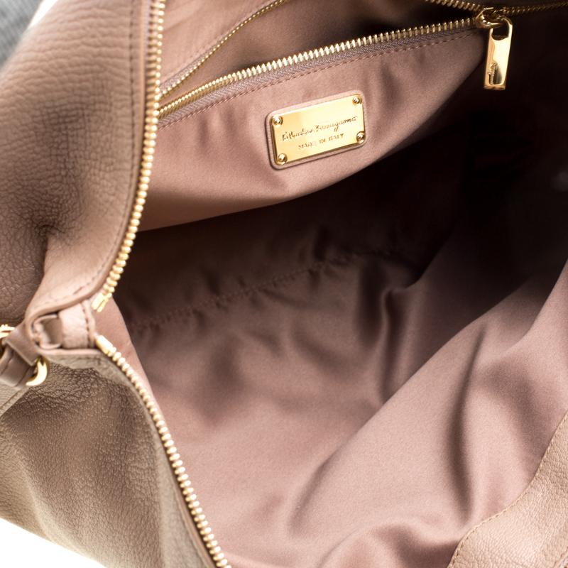 Salvatore Ferragamo Light Brown Leather Mika Tote For Sale at 1stDibs