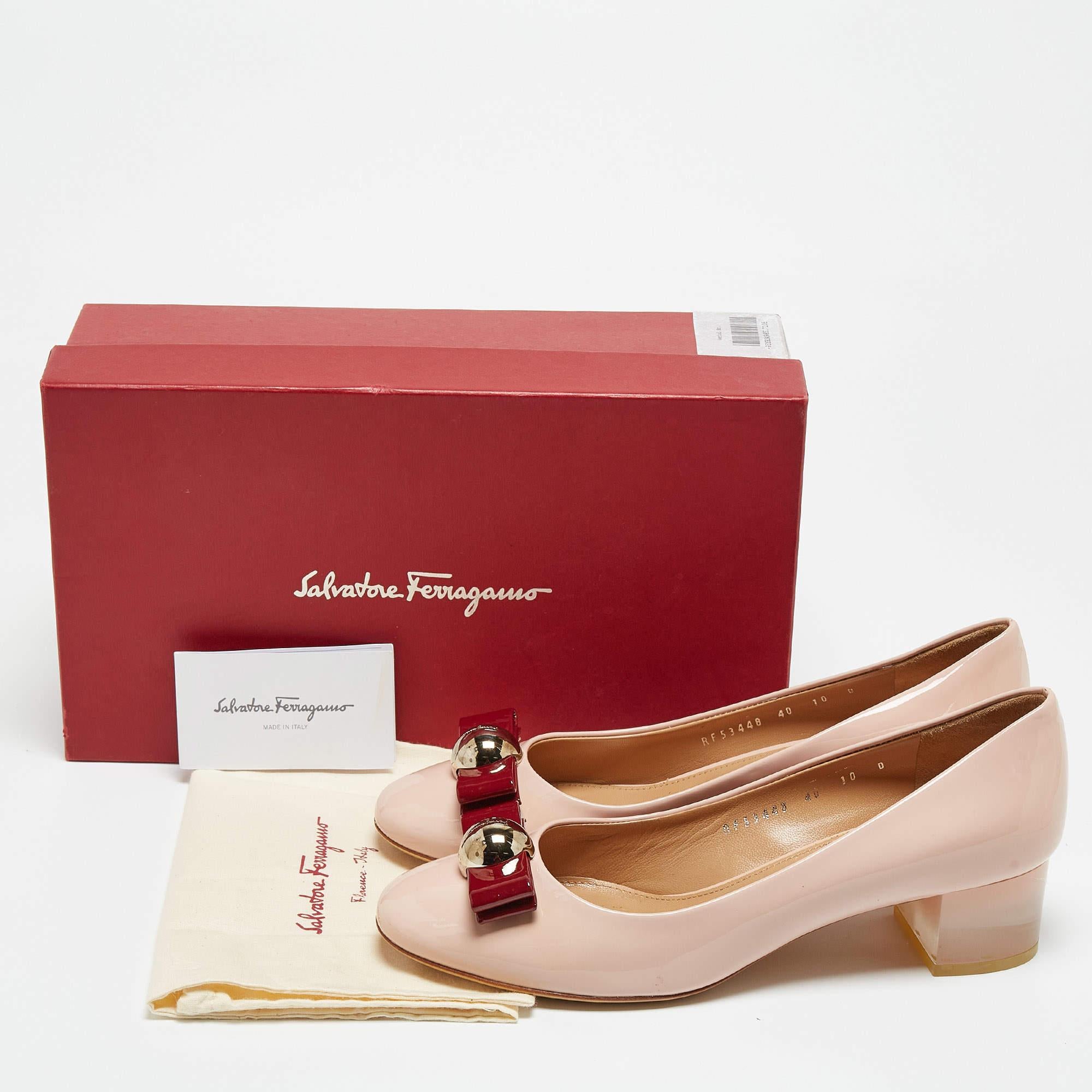 Salvatore Ferragamo Light Pink/Burgundy Patent Leather Fiammetta Pumps Size 40 4