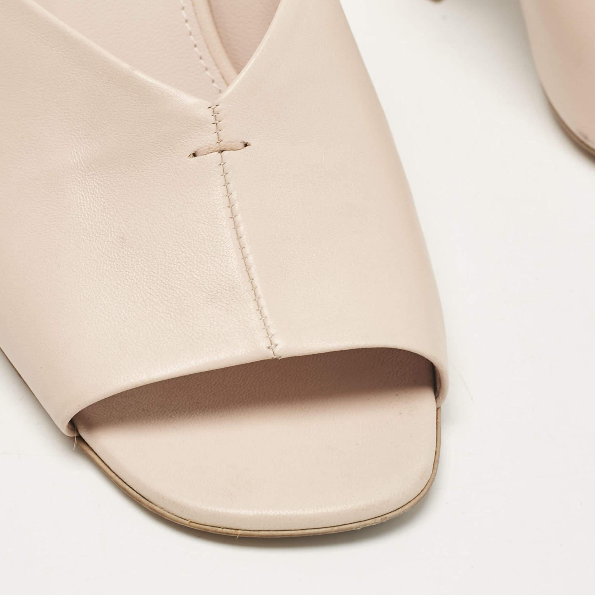 Salvatore Ferragamo Light Pink Leather Sansu Slide Sandals Size 38.5 2
