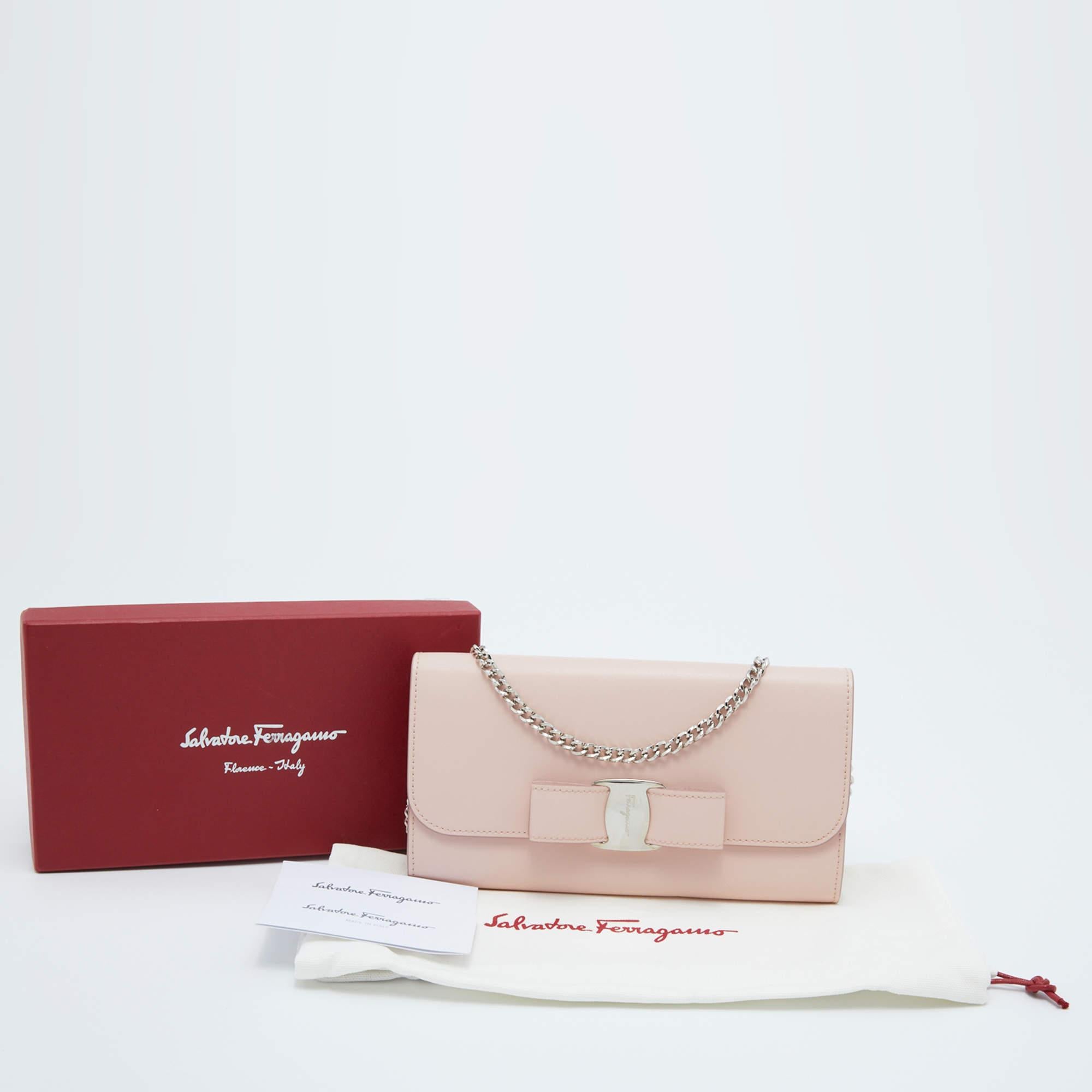 Salvatore Ferragamo Light Pink Leather Vara Bow Wallet on Chain 5