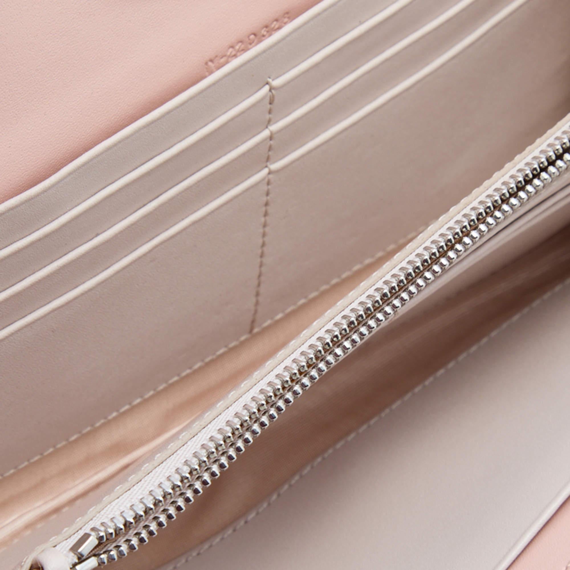 Salvatore Ferragamo Light Pink Leather Vara Bow Wallet on Chain 1