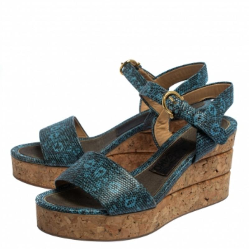Salvatore Ferragamo Lizard Embossed Leather Madea Cork Wedge Sandals Size 35.5 In Good Condition For Sale In Dubai, Al Qouz 2