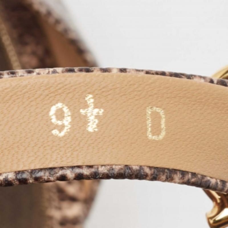 Salvatore Ferragamo Eidechse geprägte Leder Madea Kork Keil Sandalen Größe 40 im Angebot 3