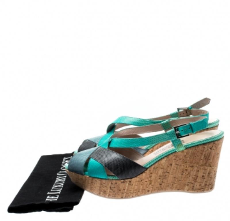 Salvatore Ferragamo Sandalias de cuña de corcho con tiras cruzadas de piel de lagarto talla 41 en venta 1