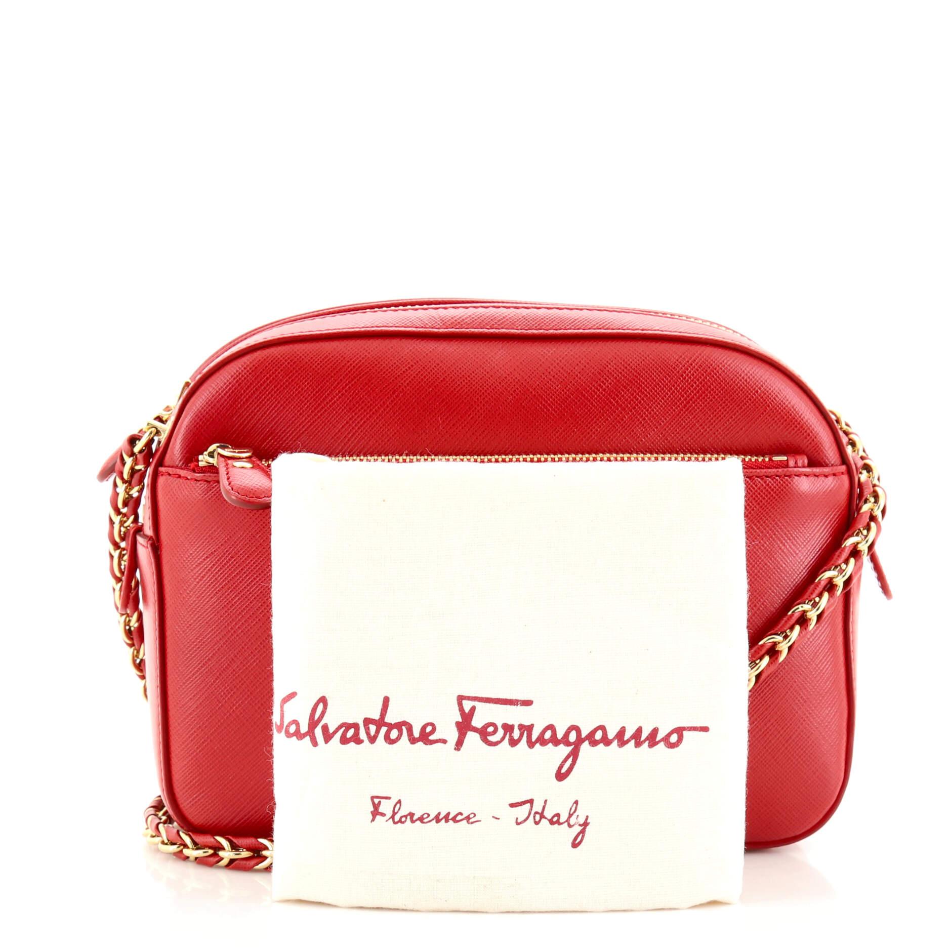 Condition: Great. Creasing on exterior and strap, minor wear and marks in interior, scratches on hardware.
Accessories: Dust Bag
Measurements: Height 6