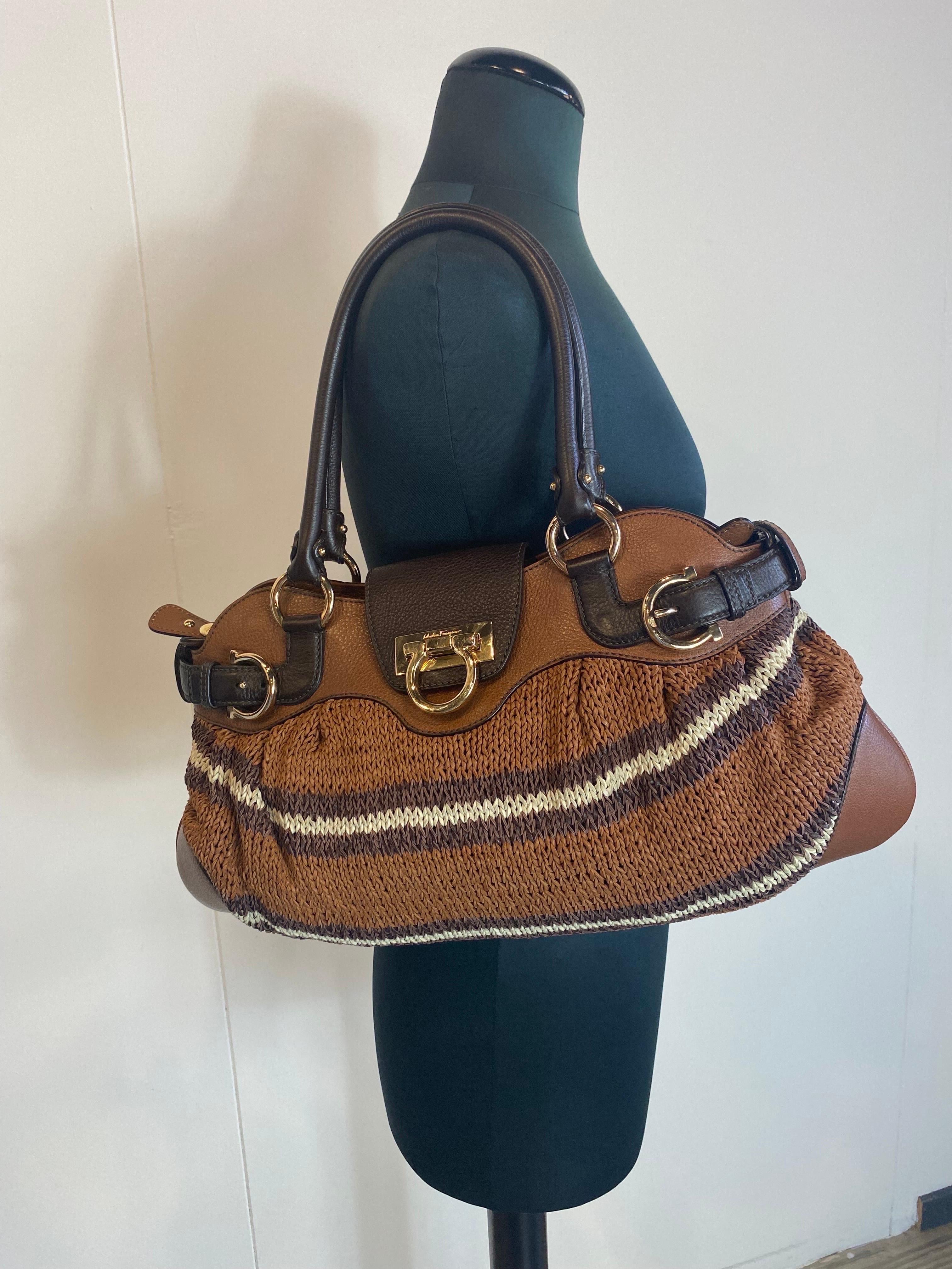 Marisa Salvatore Ferragamo crochet bag
Model Marisa. In leather with golden hardware and crochet part. 
Flap and hook closure and safety zip.
Inside there is a pocket with zip and two smaller ones without.
Width 50.
Height 25.
Depth 15.
In excellent