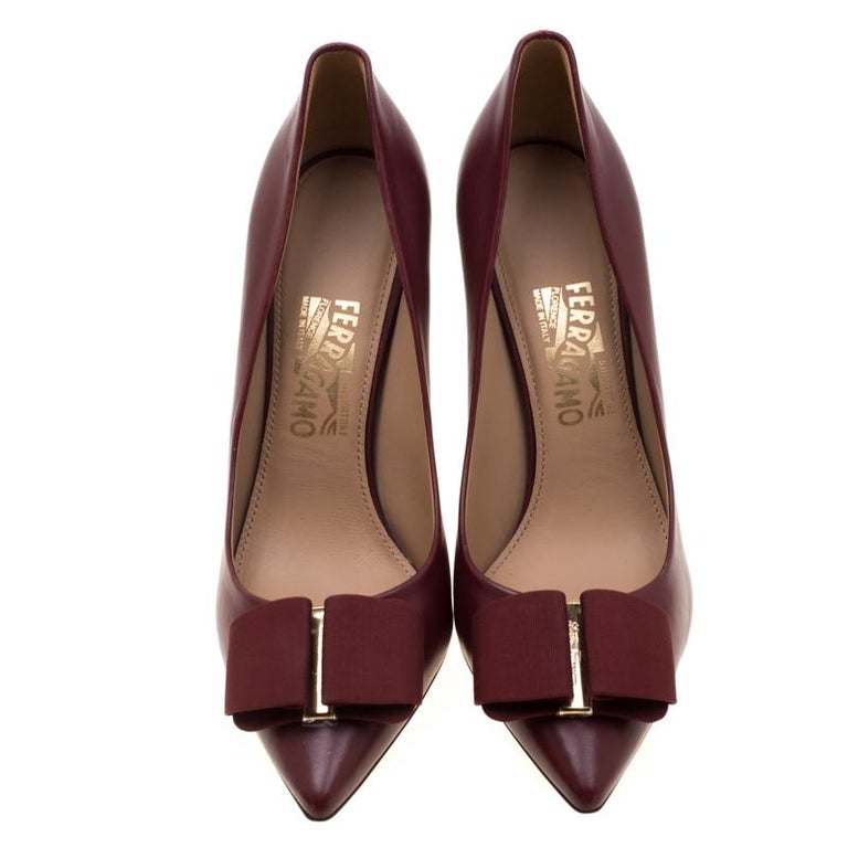 salvatore ferragamo pointed toe pumps