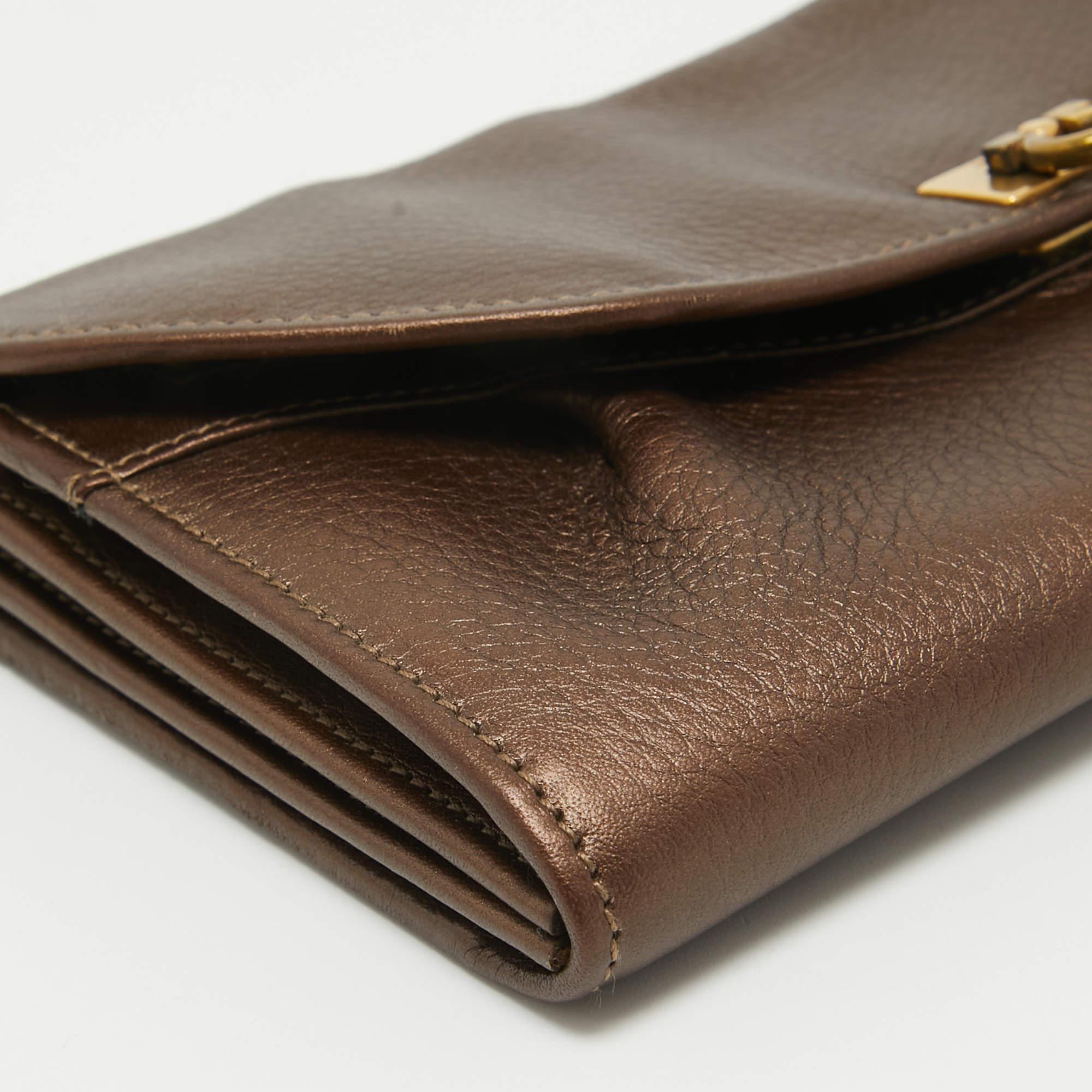 Salvatore Ferragamo Metallic Brown Leather Gancini Clasp Continental Wallet For Sale 6