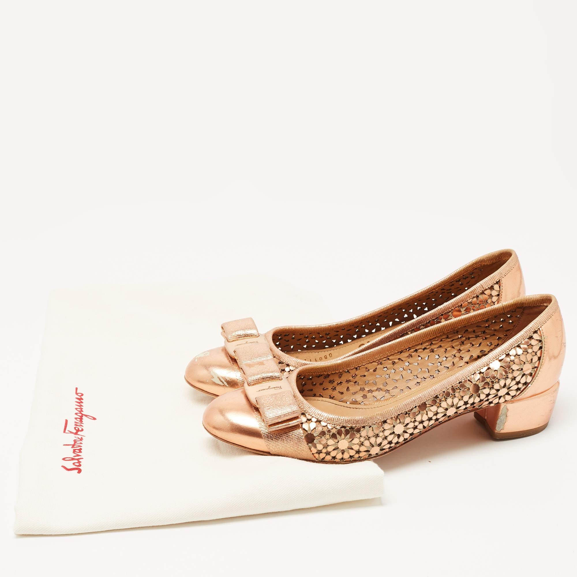 Salvatore Ferragamo Metallic Leather Laser Cut Vara Bow Pumps Size 36.5 4
