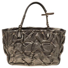 Salvatore Ferragamo Metallic-Olivfarbene Leder-Tasche