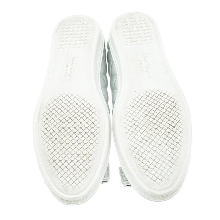 ferragamo rufina flats