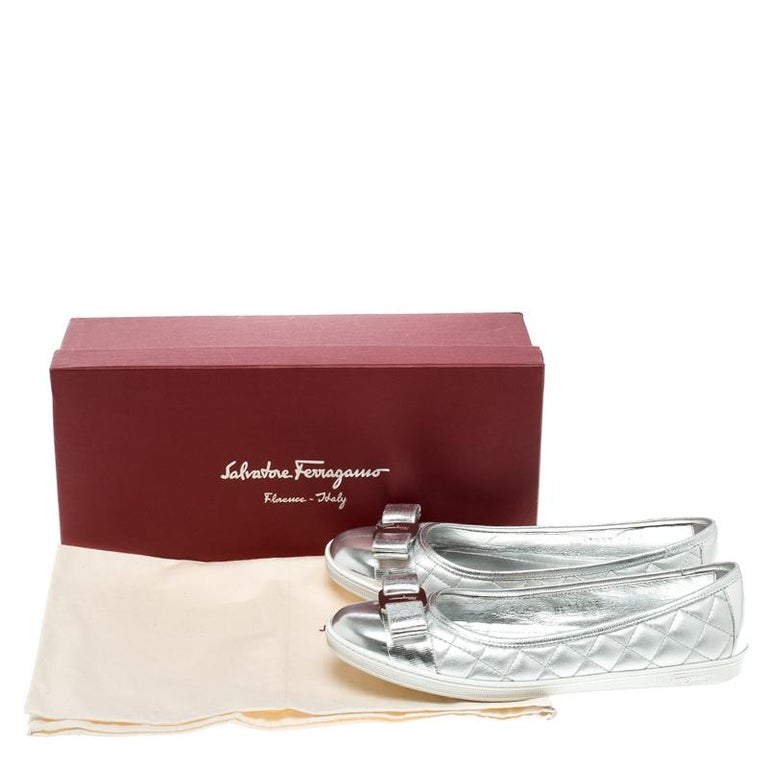 ferragamo rufina flats