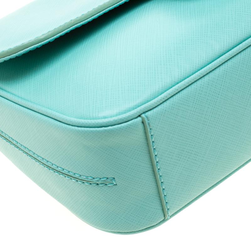 Salvatore Ferragamo Mint Green Leather Gancini Flap Bag In Excellent Condition In Dubai, Al Qouz 2
