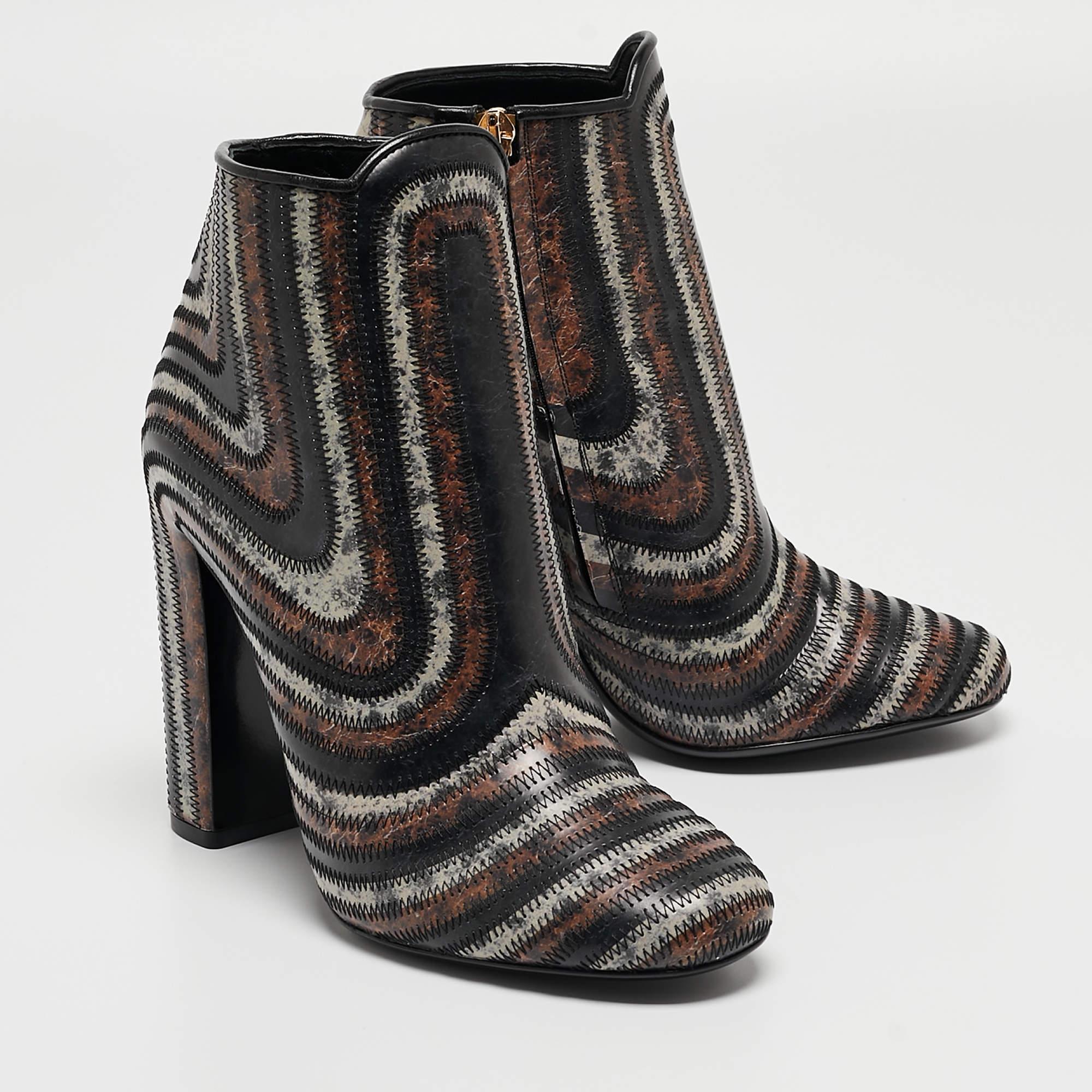 Women's Salvatore Ferragamo Multicolor Leather Ankle Boots Size 37.5 For Sale