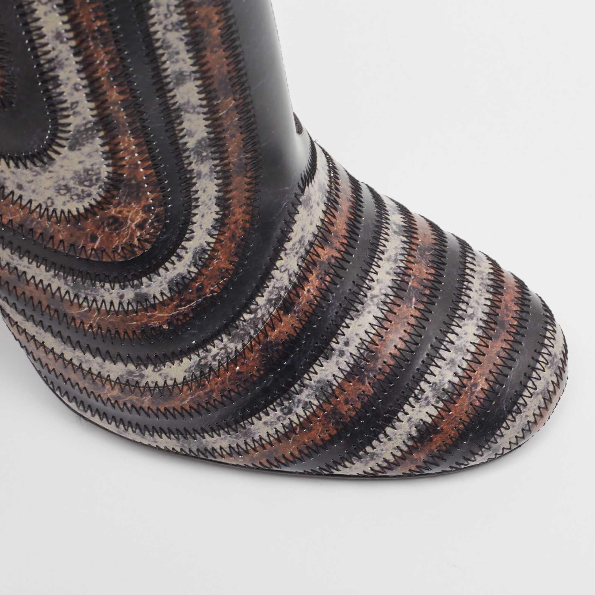 Salvatore Ferragamo Multicolor Printed Leather Feeling Ankle Boots Size 39.5 For Sale 2