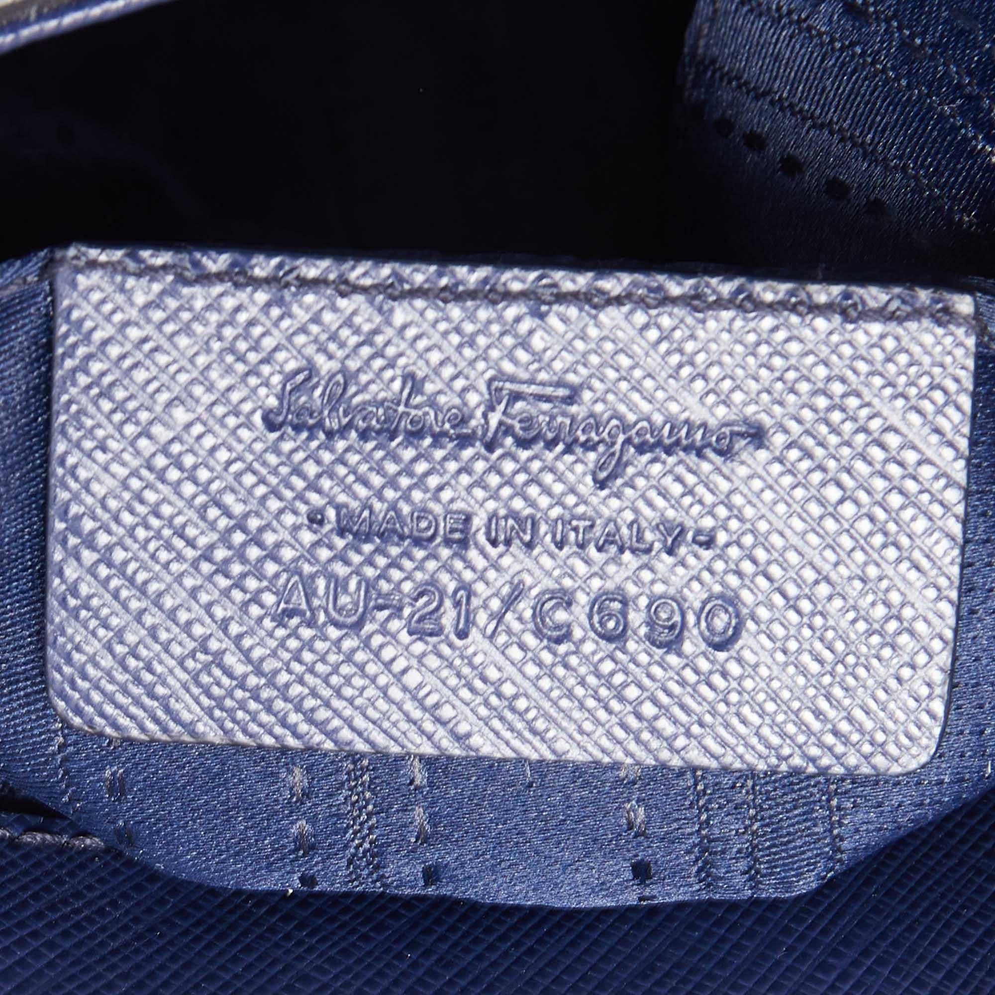 Salvatore Ferragamo Navy Blue Leather Gancini Flap Crossbody Bag 7