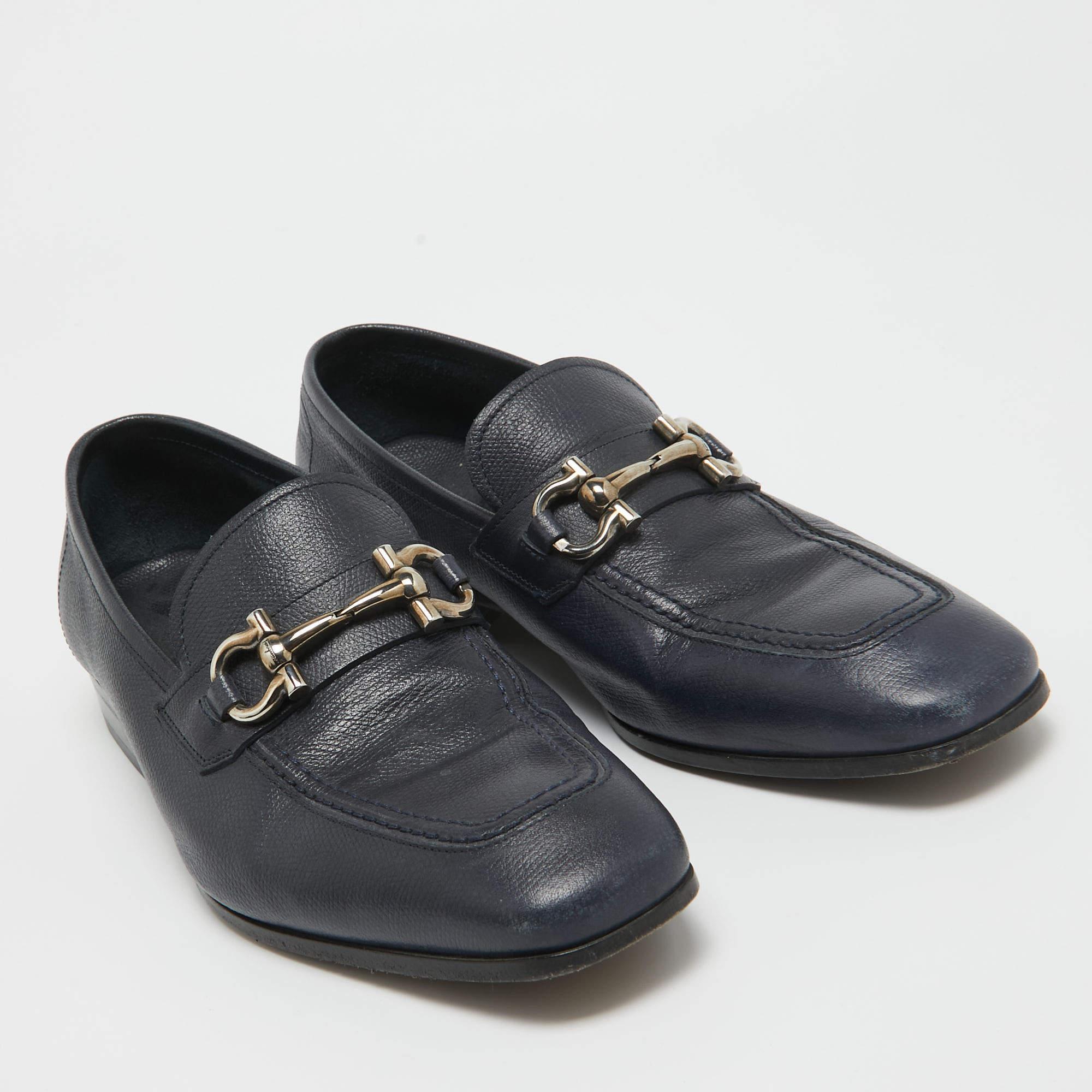 Salvatore Ferragamo Navy Blue Leather Loafers Size 41 For Sale 2