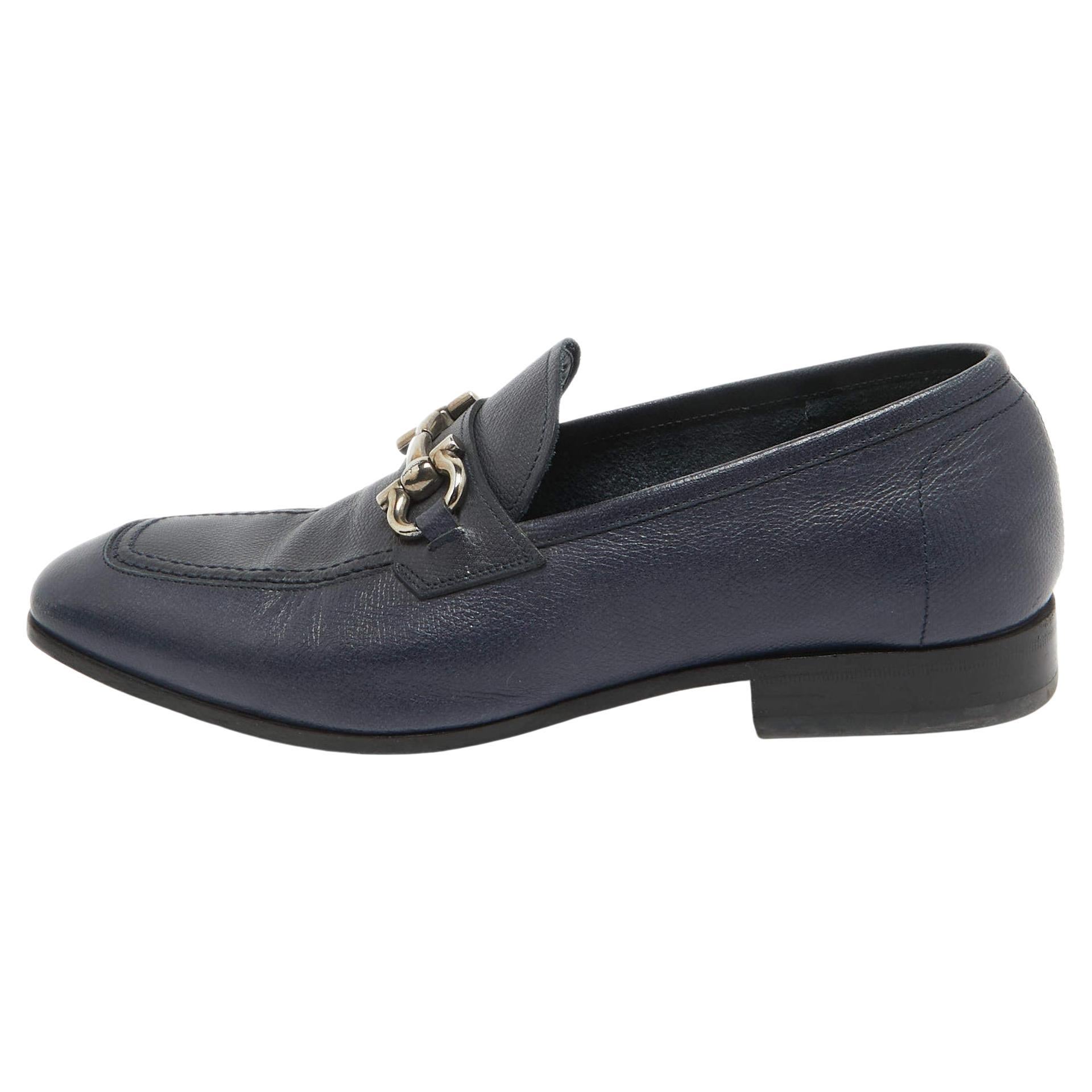 Salvatore Ferragamo Navy Blue Leather Loafers Size 41 For Sale