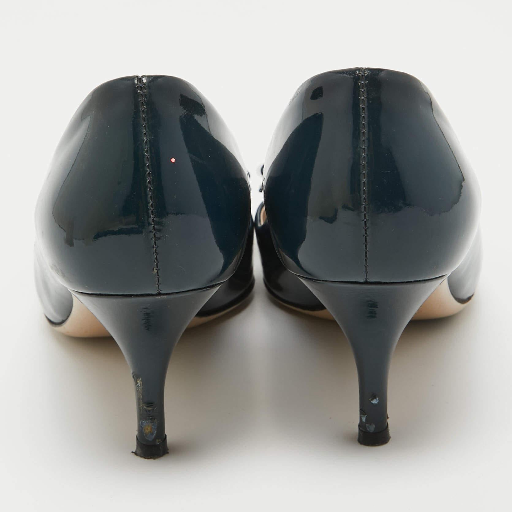 Salvatore Ferragamo escarpins Vara à nœud bleu marine, taille 36 Pour femmes en vente