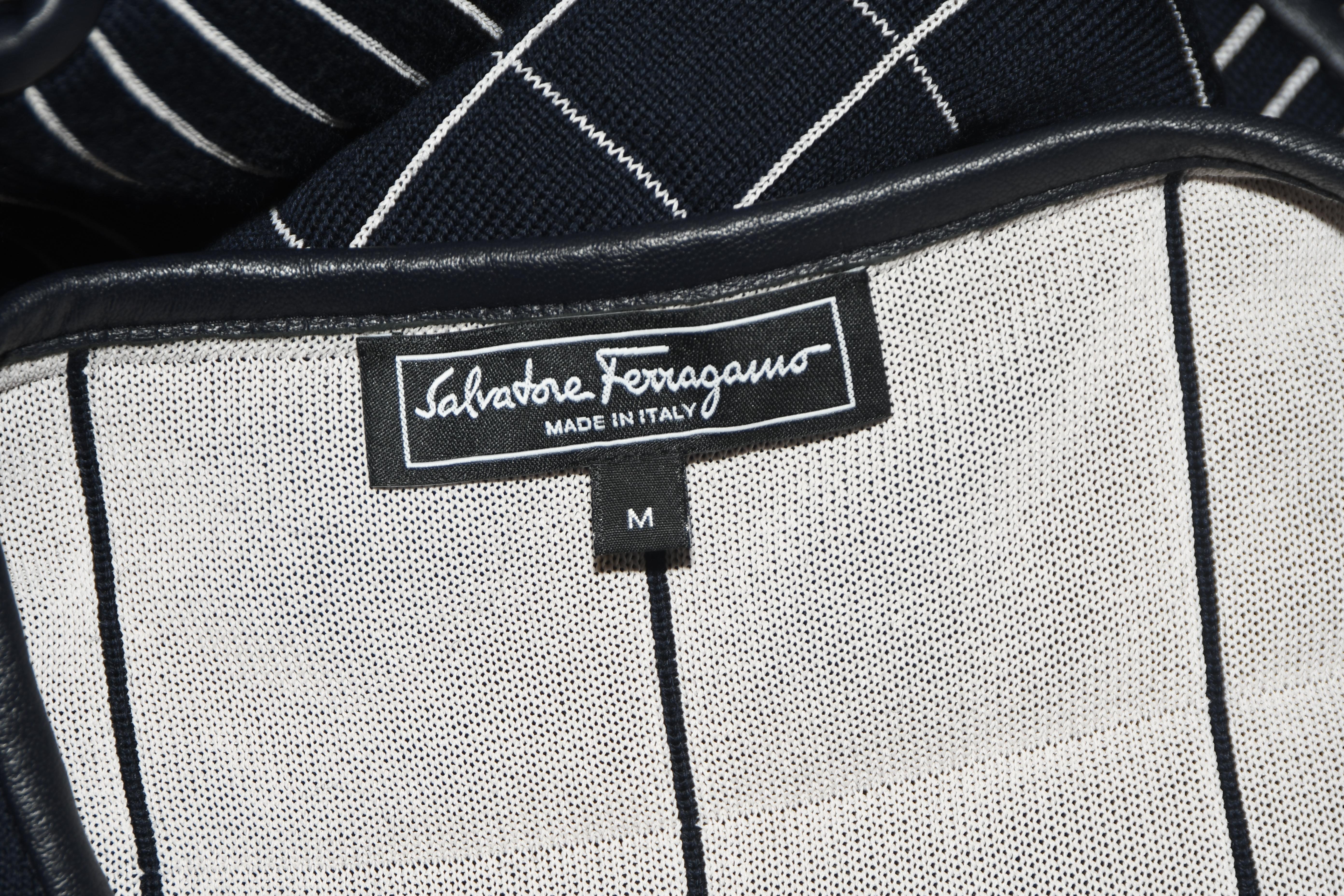 Women's Salvatore Ferragamo Navy Blue Quilted Round Collar Jacket Size M For Sale