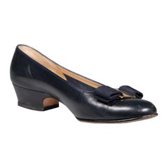 Salvatore Ferragamo - Pumps in pelle con dettaglio a fiocco - misura 5,5 US