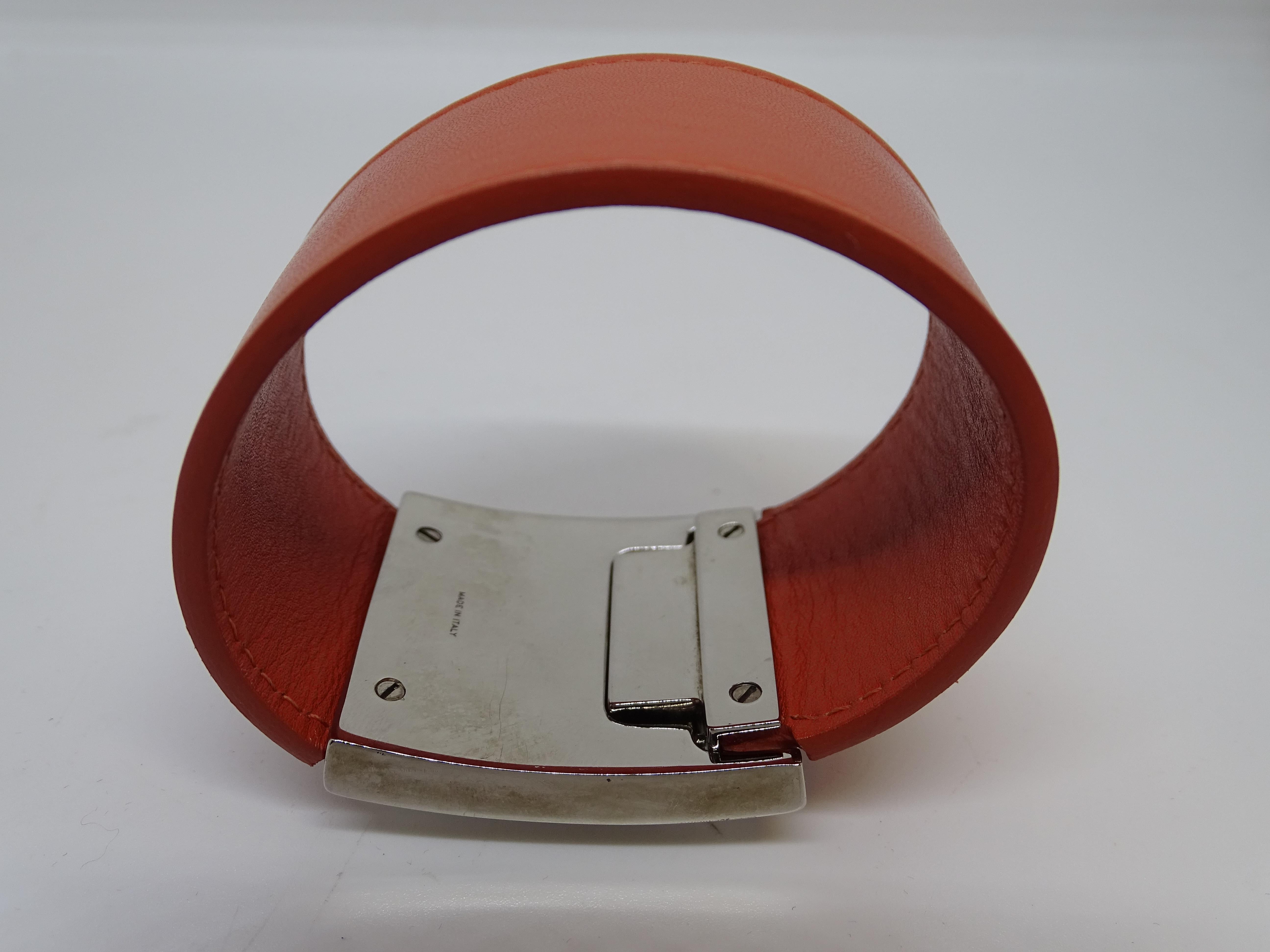 Salvatore Ferragamo Pulsera de cuero naranja Italia 