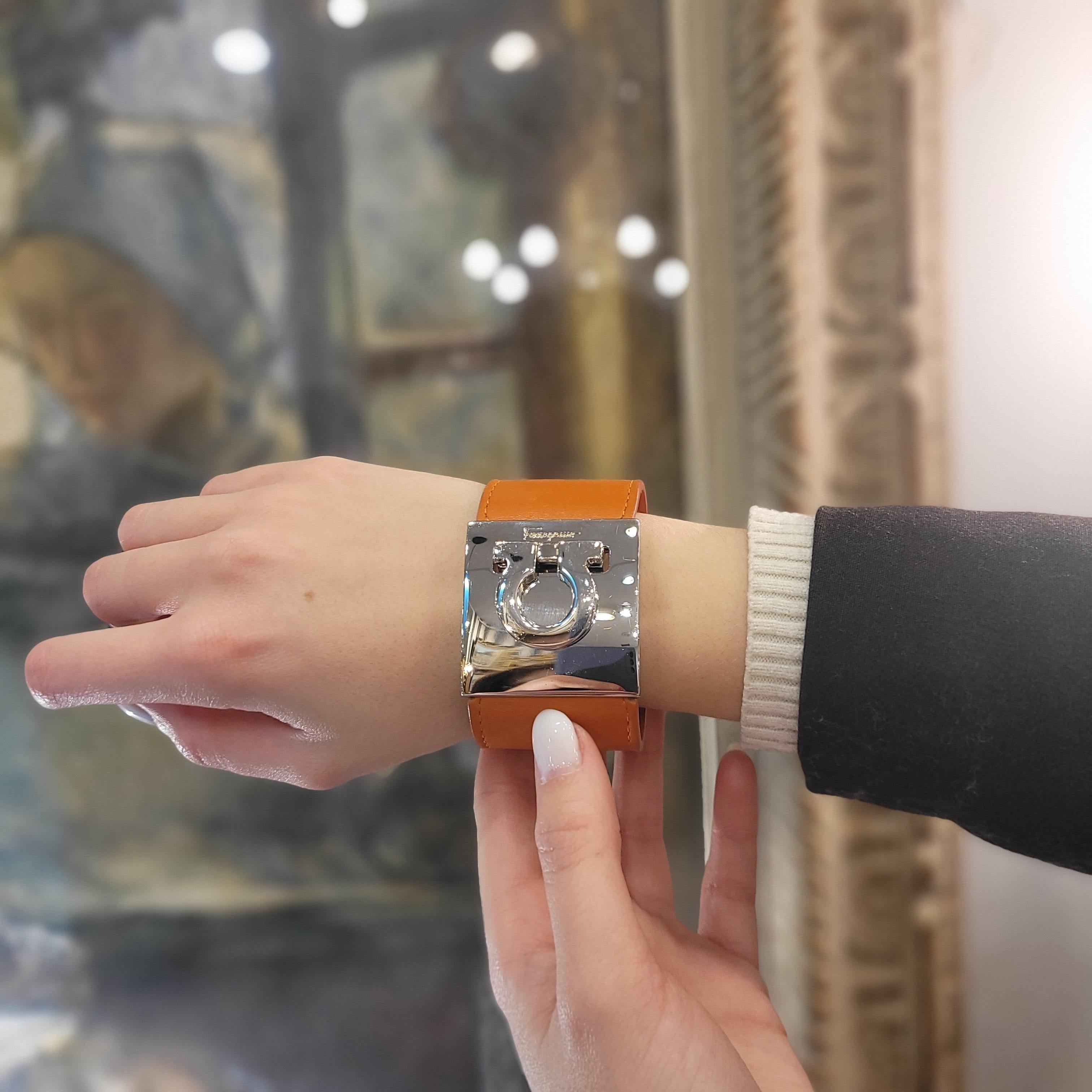 Salvatore Ferragamo Pulsera de cuero naranja Italia 