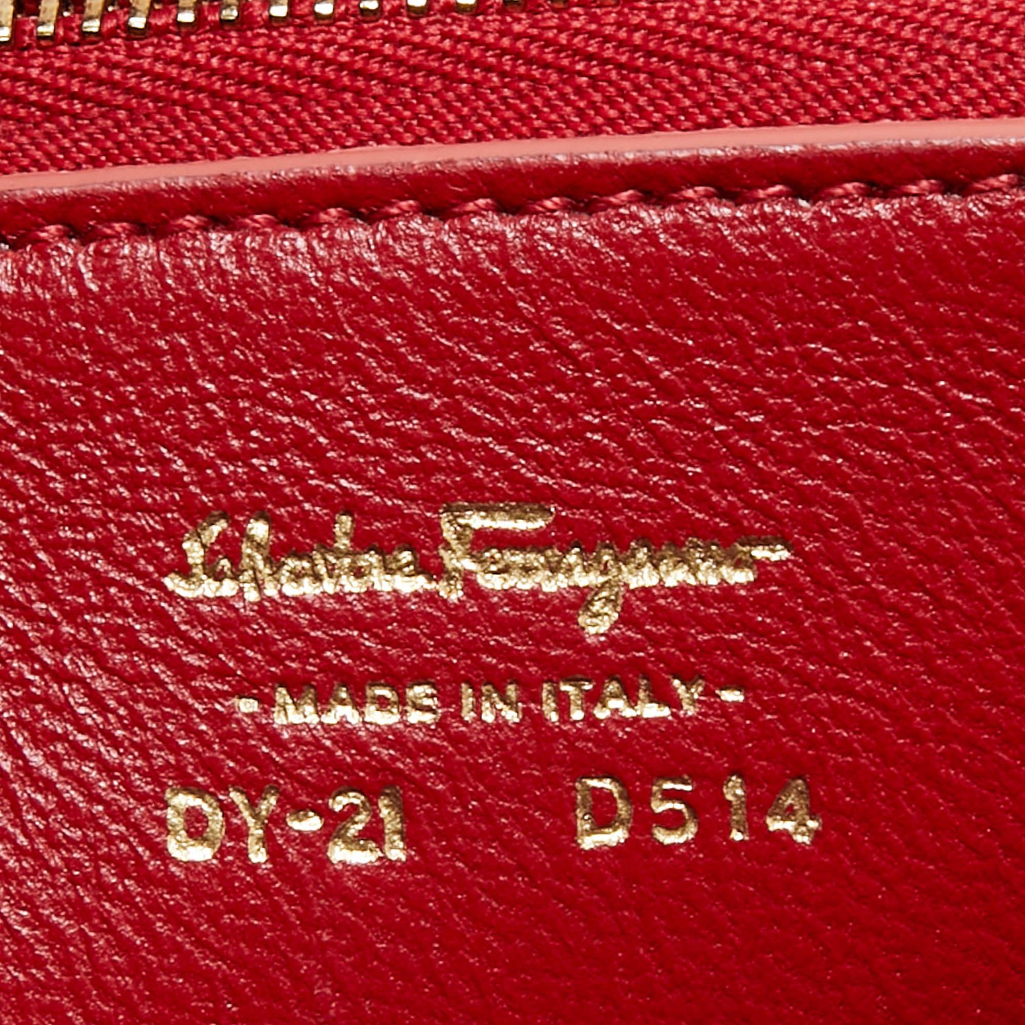 Salvatore Ferragamo Orange Leather Marisol Top Handle Bag For Sale 8