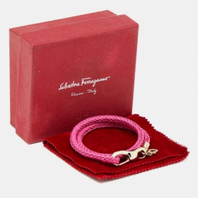 Salvatore Ferragamo Bracciale a fascia in pelle intrecciata rosa tono oro in vendita 5