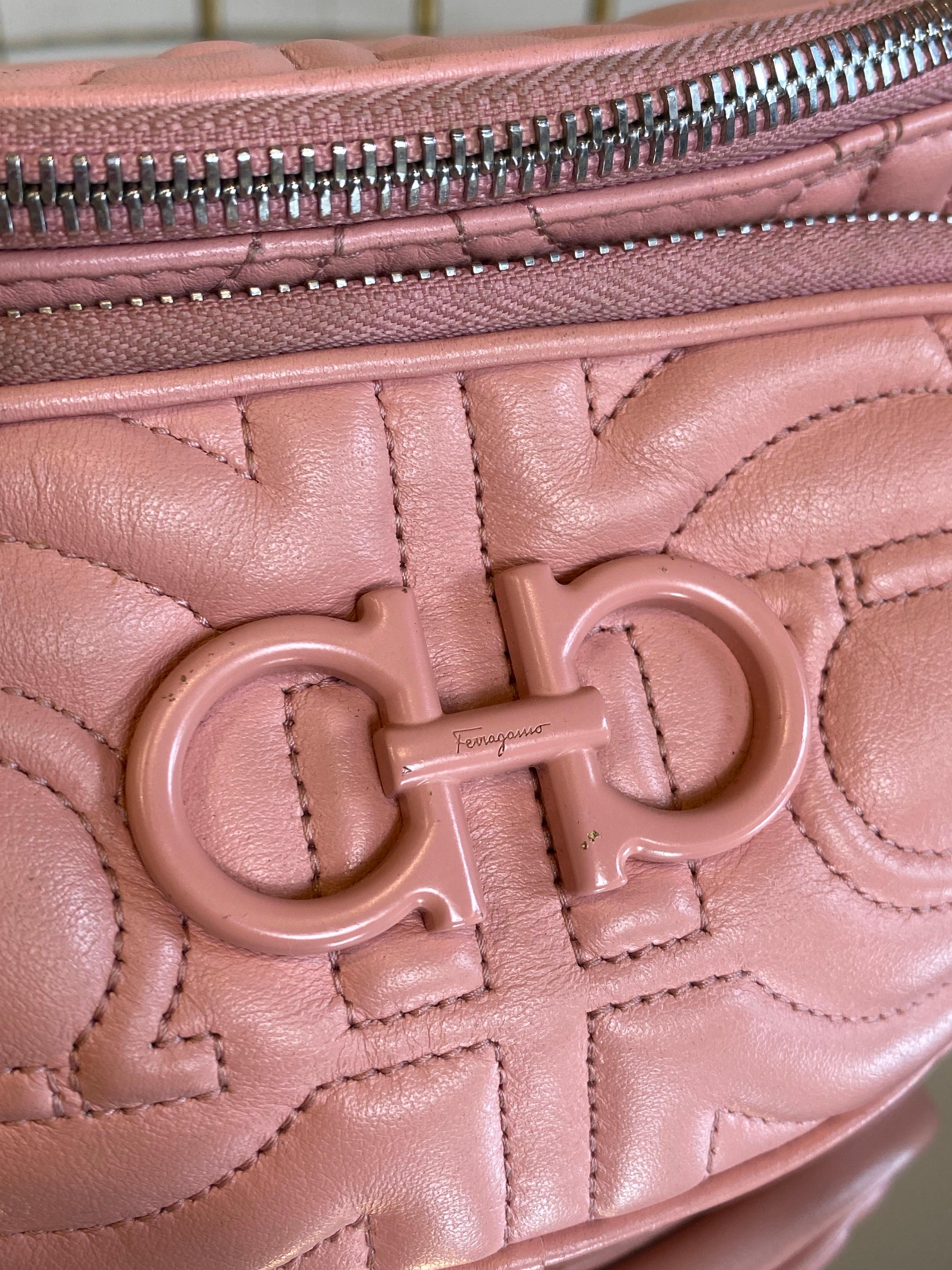 Riñonera rosa Salvatore Ferragamo Marrón en venta