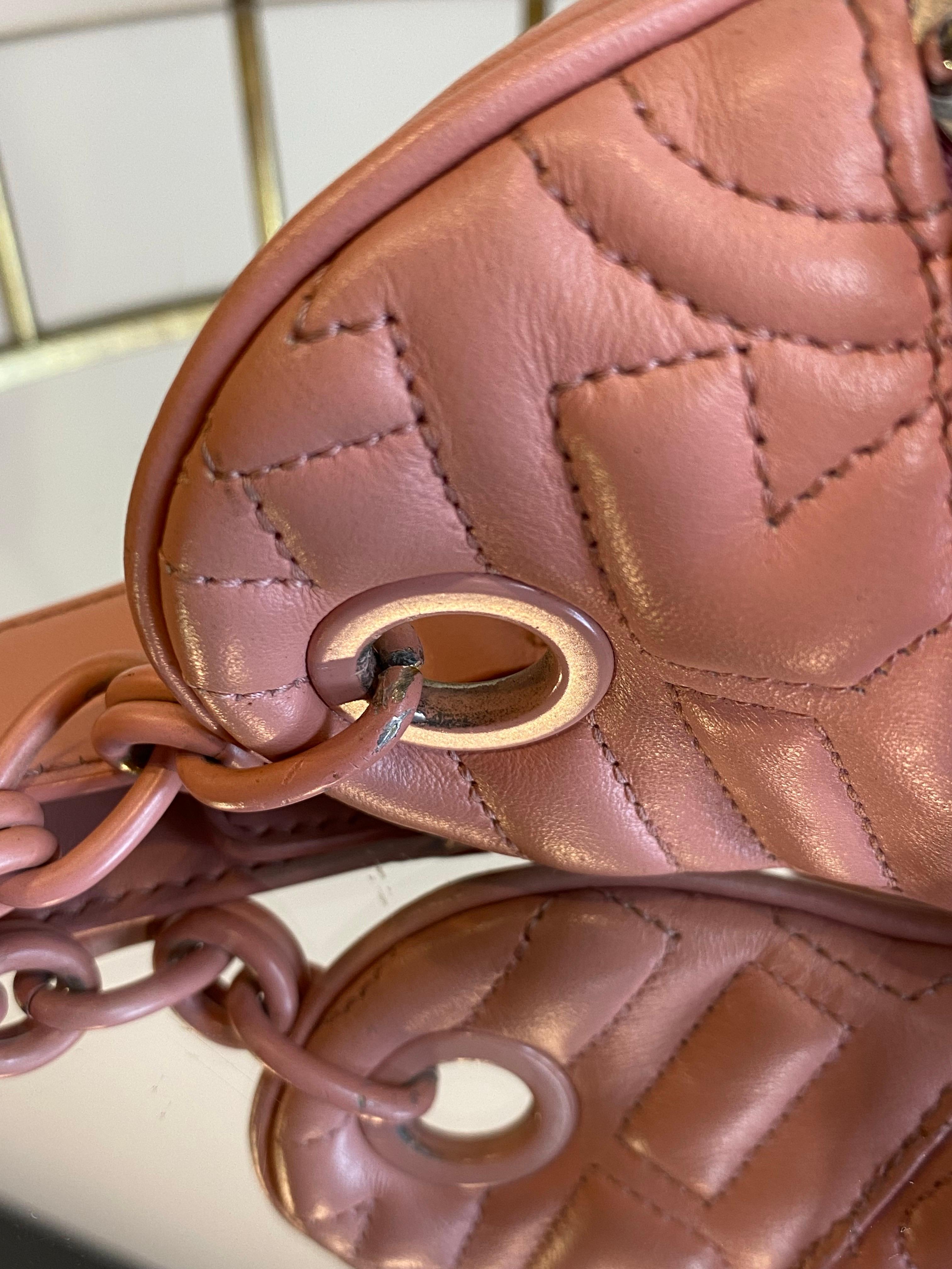 Riñonera rosa Salvatore Ferragamo en venta 2